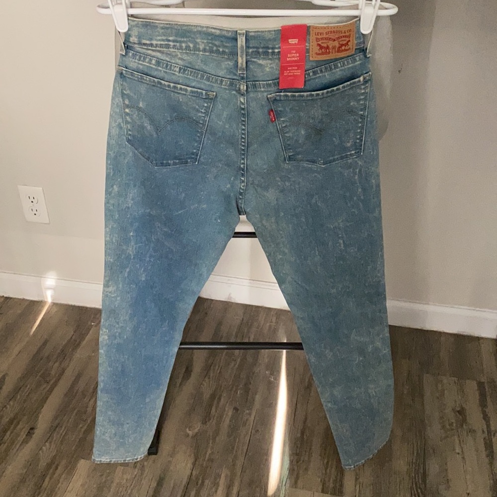 Jeans - Picture 2 of 5